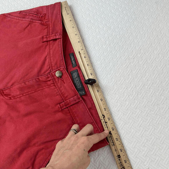 Vintage Hawkings Mcgill Men's Size 34 Tailored Fit Red Bermuda Style Shorts - Picture 5 of 9